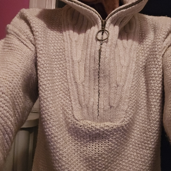Universal Thread Sweaters - Beige Sweater, Zip up 3/4 neckline knobby cotton Universal Thread new xs hp🔥🔥